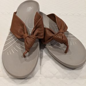 Bass Debbie Flip Flop